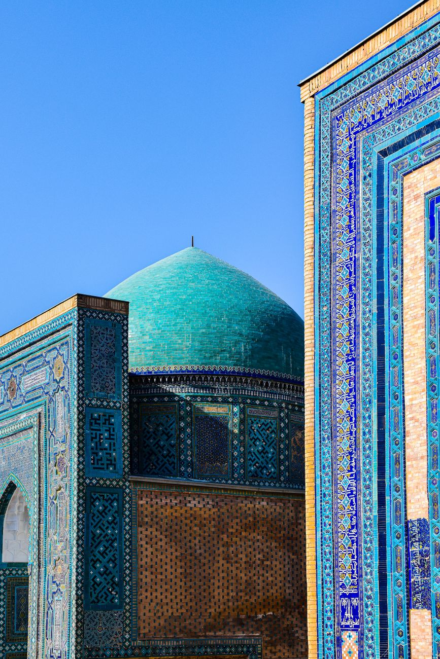 Architecture showcasing vibrant mosaics and domes in Samarkand, Uzbekistan